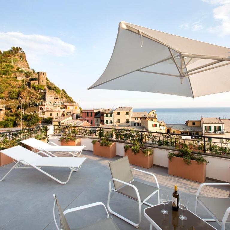 The Sunset Suite Vernazza - One-Bedroom Apartment - 2