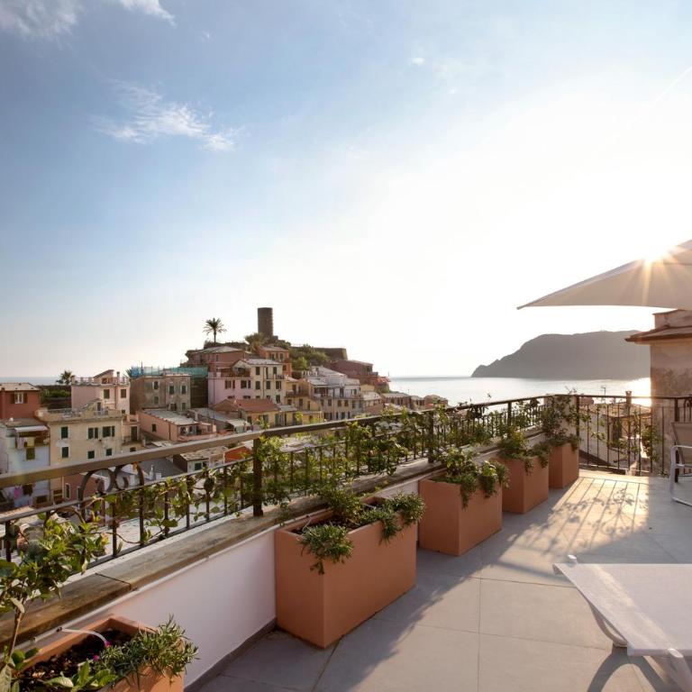 The Sunset Suite Vernazza - One-Bedroom Apartment - 3
