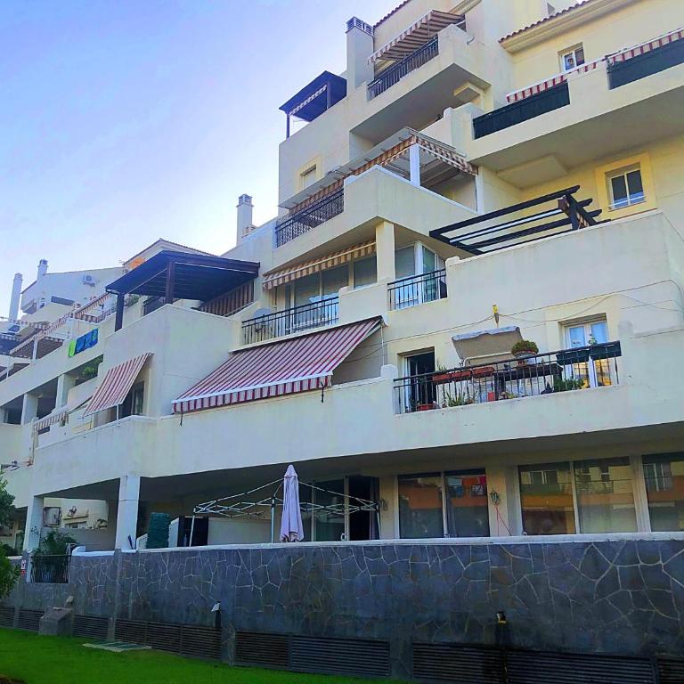Seaview Apartment with Great Amenities & Facilities - One-Bedroom Apartment - 25