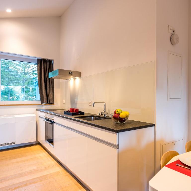 Legendär Zermatt - Ferienwohnung mit Zermattblick und Balkon: 87 m² - 4