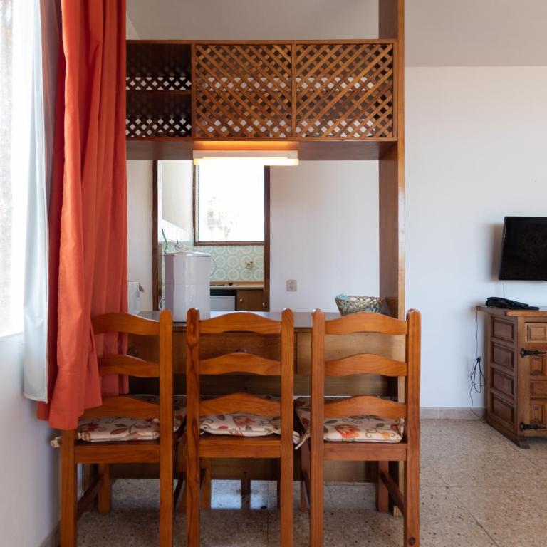 Apartamentos Melusina en Playa del Inglés al lado de la playa y las Dunas de Maspalomas - Apartamento Superior de 1 dormitorio con terraza privada - Planta superior - 10