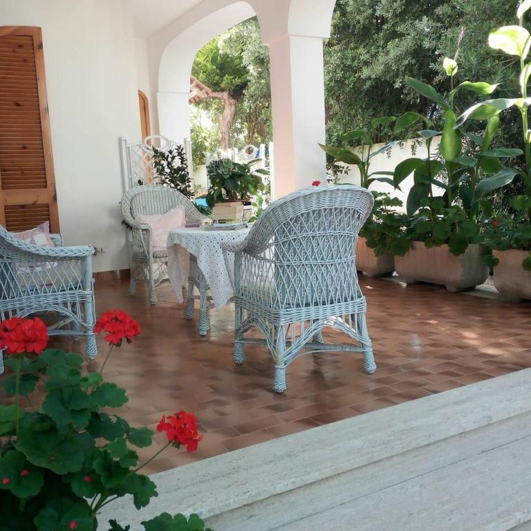 B&B Il Villino Torre Dell'Orso - Camera Matrimoniale con Balcone - 10