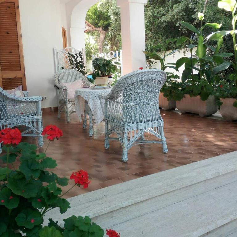 B&B Il Villino Torre Dell'Orso - Camera Matrimoniale con Balcone - 14