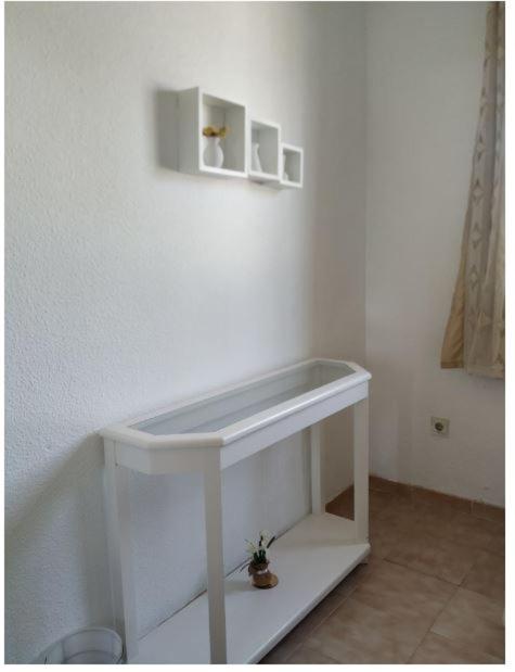 Tita - Three-Bedroom House - 6