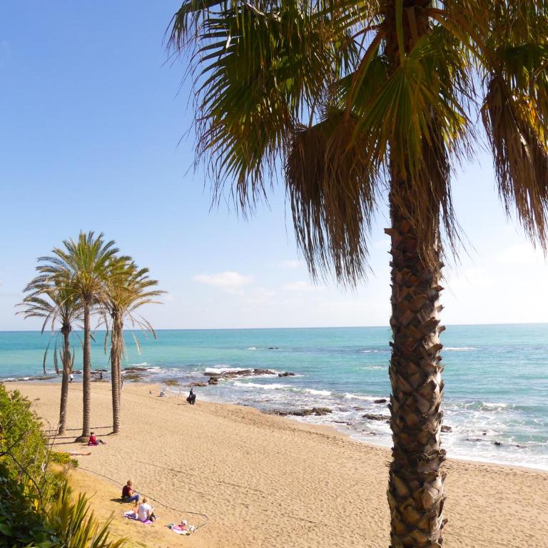 APARTAMENTO VACACIONAL A 1 MINUTO DE LA PLAYA - CARIHUELA TORREMOLINOS - Apartamento de 2 dormitorios - 63