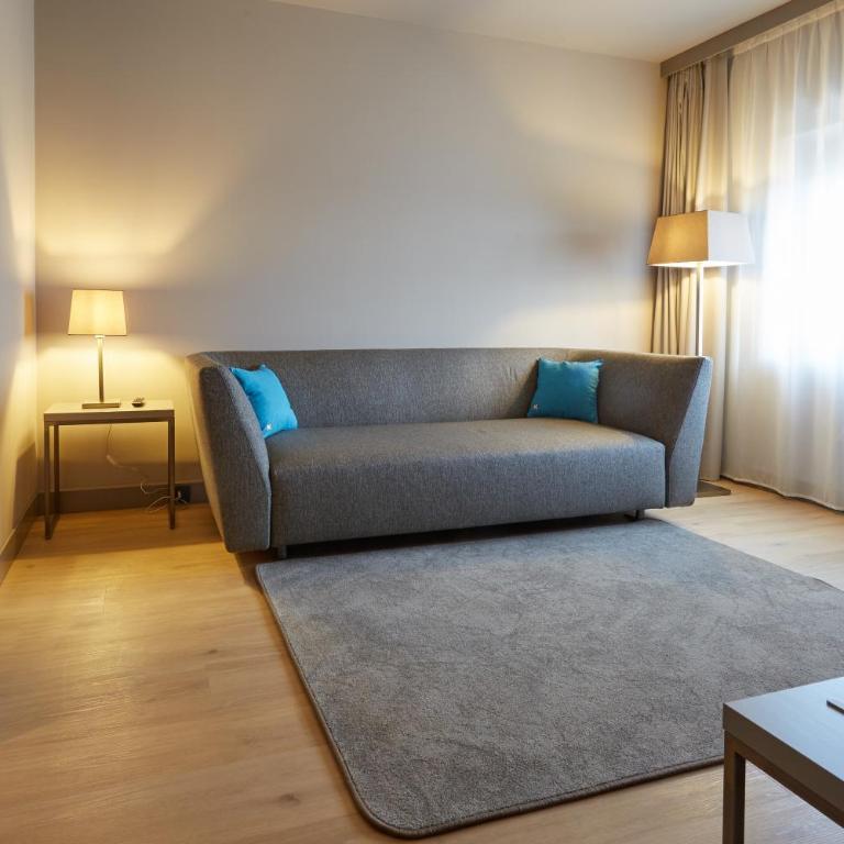 DC HOTEL INTERNATIONAL - Suite - 5