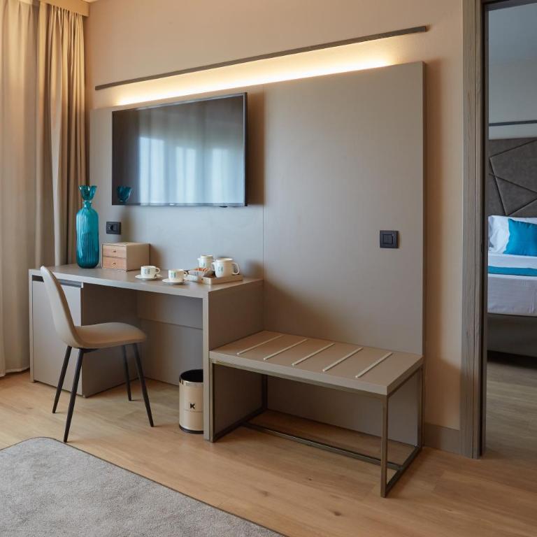 DC HOTEL INTERNATIONAL - Suite - 2