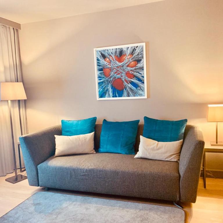 DC HOTEL INTERNATIONAL - Suite - 3
