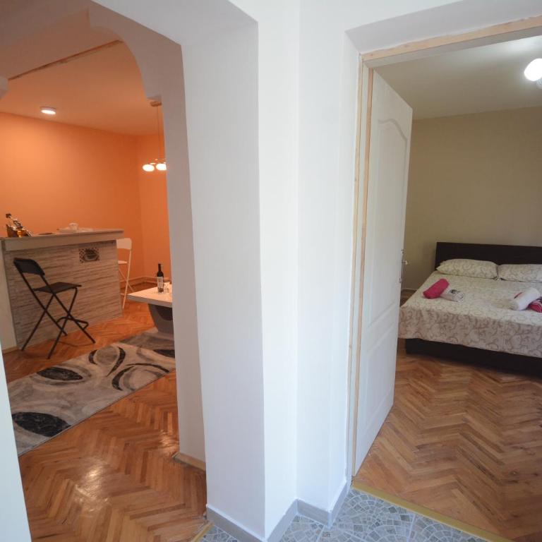 Apartmani Marić In - One-Bedroom Apartment - 1