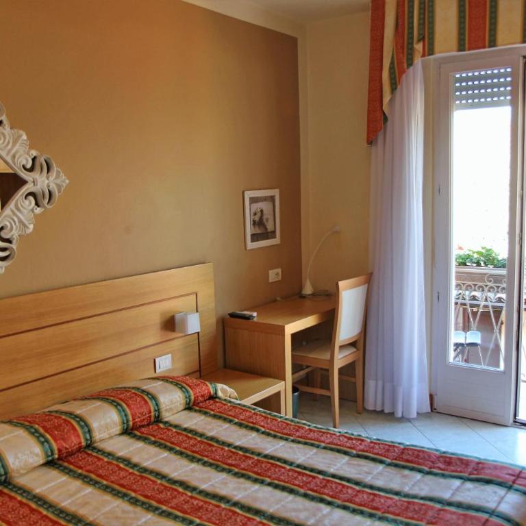Albergo Fiorita - Camera Matrimoniale/Doppia con Letti Singoli - 2