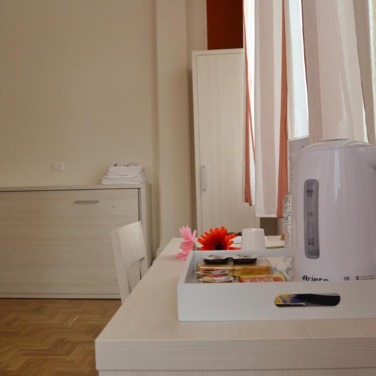Palazzo Liberty BnB - Camera Matrimoniale Deluxe (2 Adulti + 1 Bambino) - 10