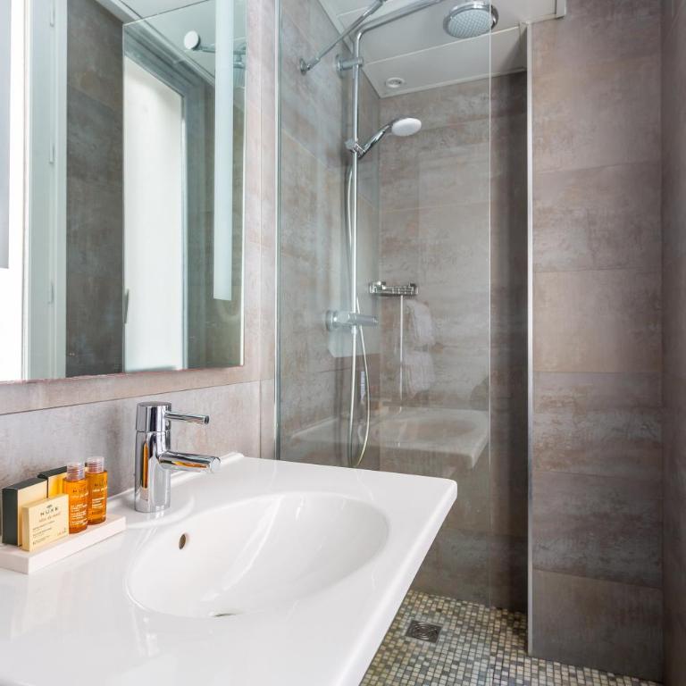 Logis Hôtel 15 Montparnasse - Habitación Doble Superior - 12