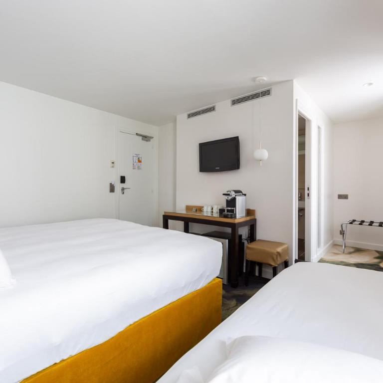 Logis Hôtel 15 Montparnasse - Habitación Triple con bañera - 7