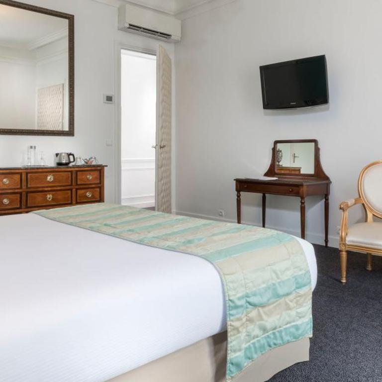 Hotel Claridge Paris - Chambre Deluxe - 7