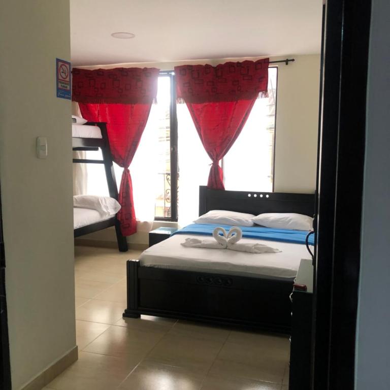 Hotel Dulces Sueños - Habitación Familiar - 3