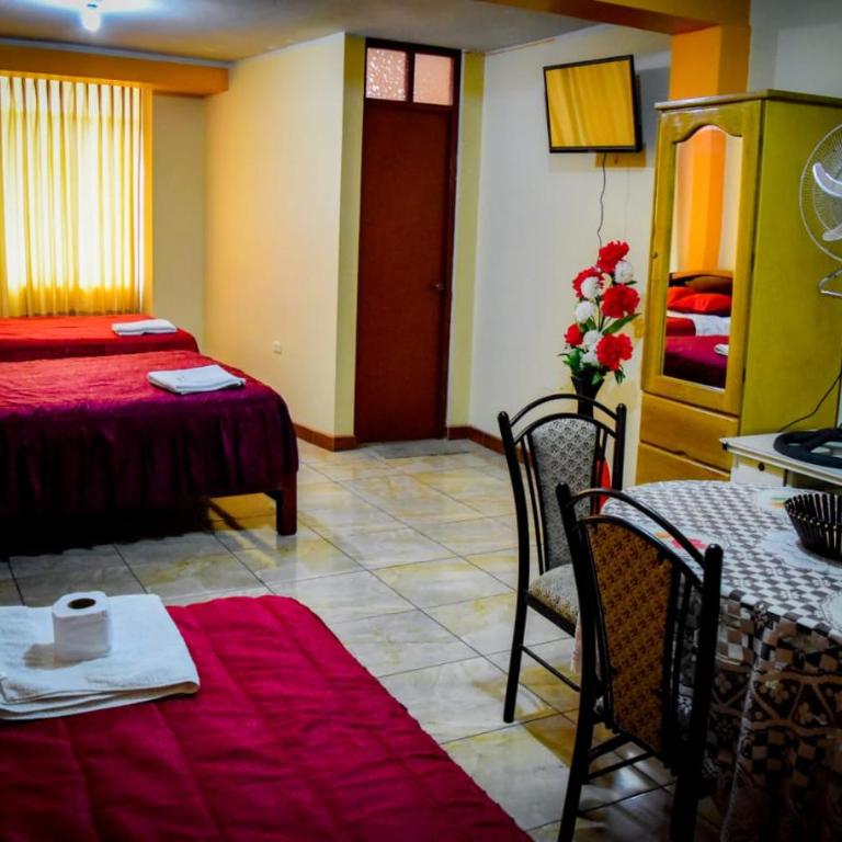 Hospedaje San Pedro Tacna - Habitación Familiar con baño privado - 4