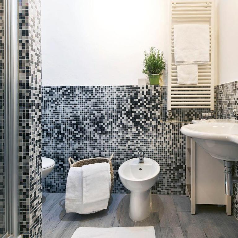 Great Apts Few Steps to The Duomo - Appartamento con 2 Camere da Letto - 3