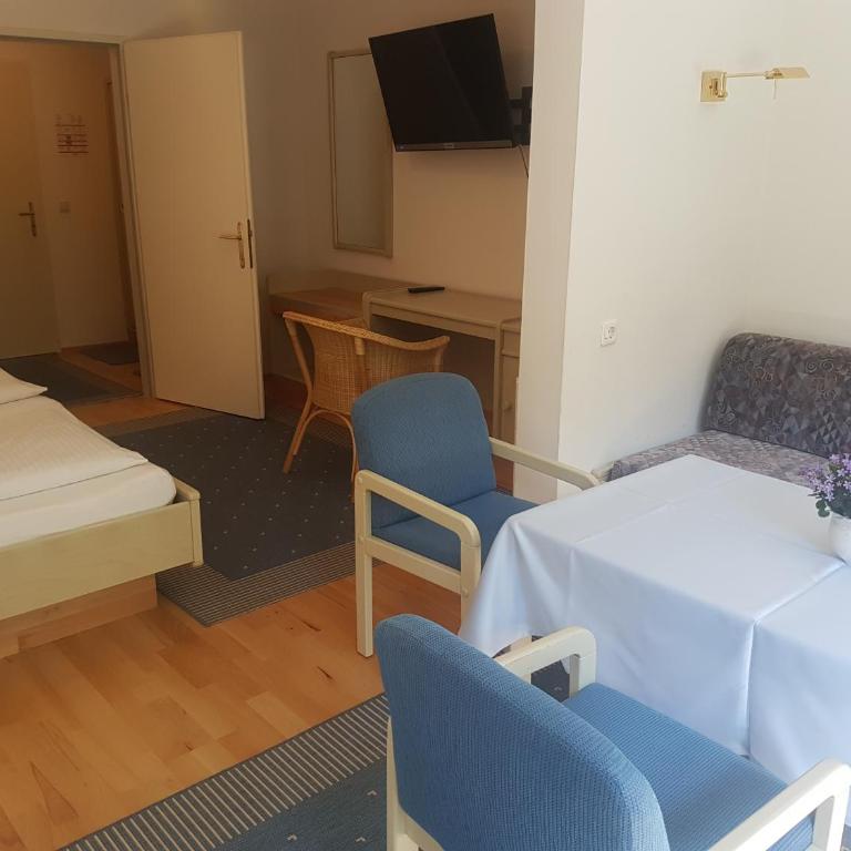 Comfort Rooms Bruckner - Vierbettzimmer - 10