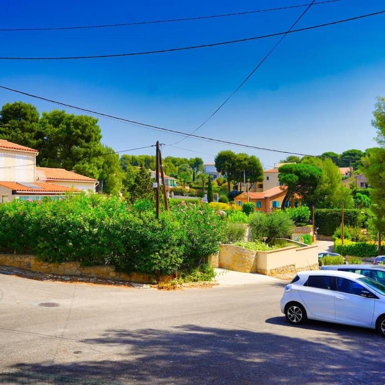 Mas Provençal climatisé à 10min à pied de la plage - Maison 3 Chambres - 9