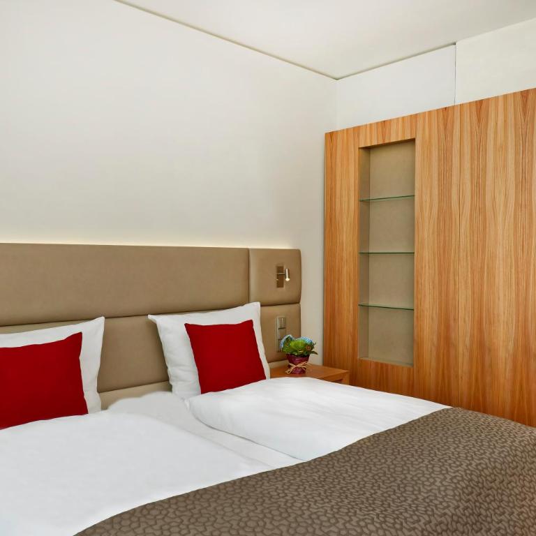 H4 Hotel München Messe - Superior Doppel- oder Zweibettzimmer - 6
