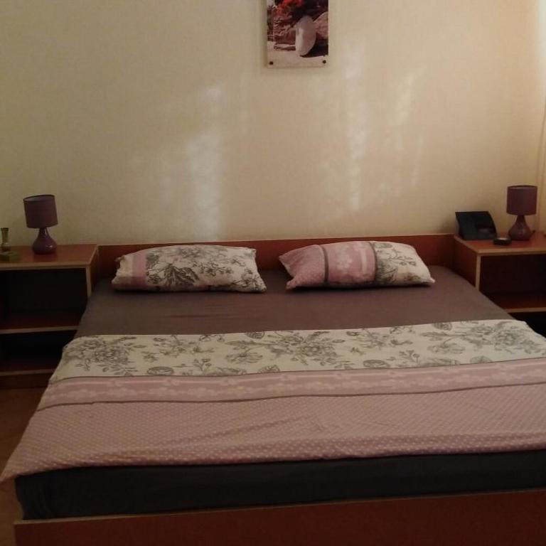 Garden - Two-Bedroom Apartment - 6