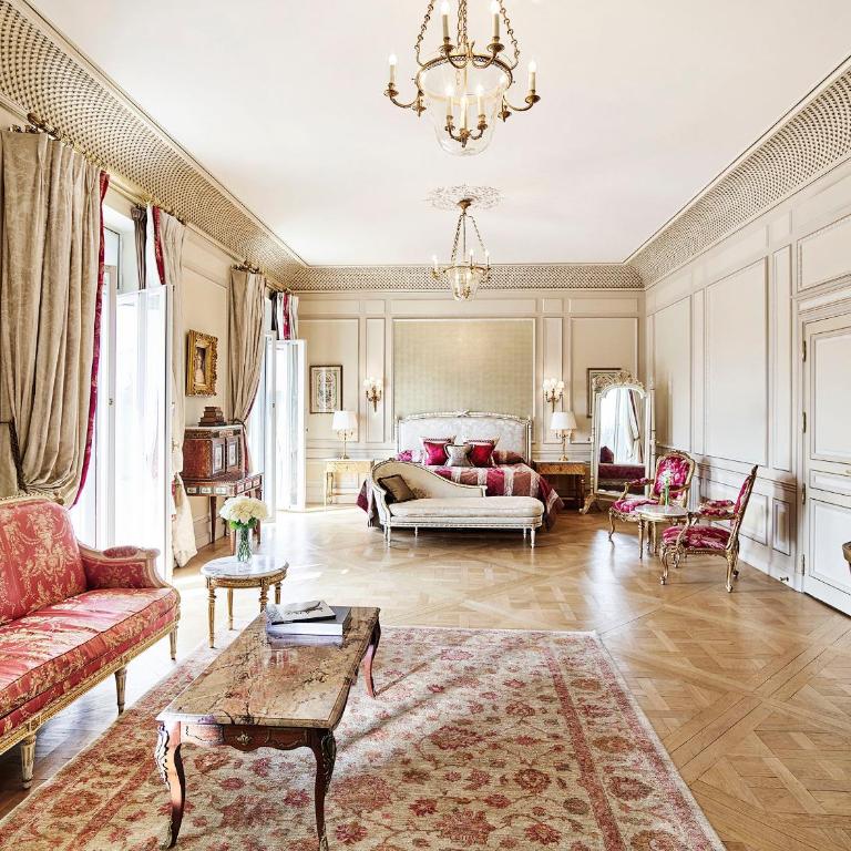 Le Meurice – Dorchester Collection - Suite Versailles - Vue sur Parc - 1