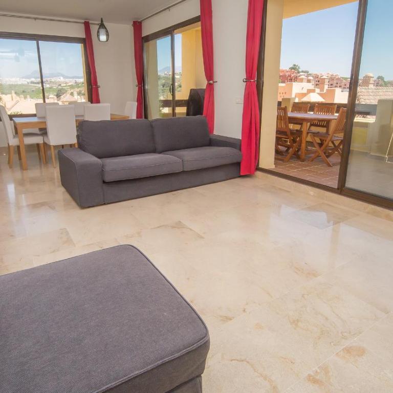 Duquesa Village 10.38.21 - Apartamento - 2