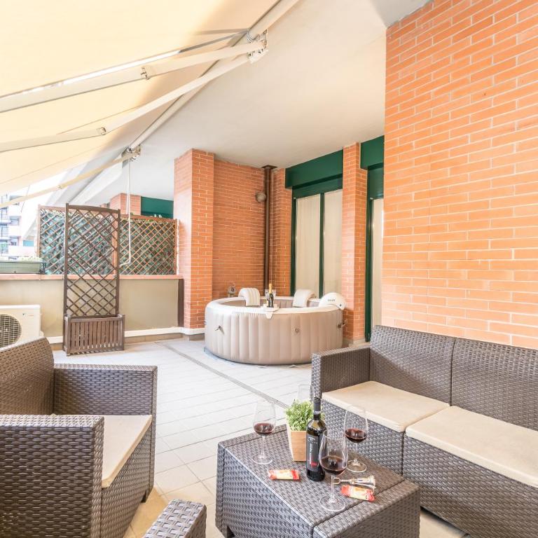 4 Star Family & Friends Apt - Self Check-in - Appartamento con Terrazza - 1