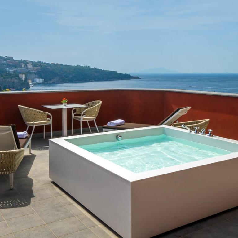 Hotel Lorelei Londres - Junior Suite Deluxe con Vista Mare e Vasca Idromassaggio Esterna - 8