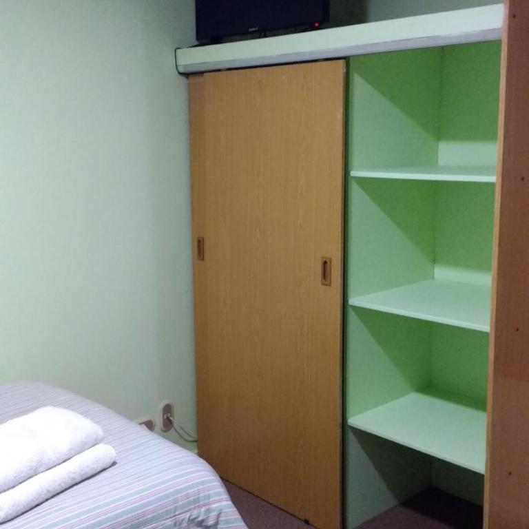 Hostal El Toque de Pilar - Habitación Individual con baño privado - 5