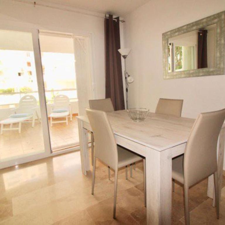 PUERTO ESTEPONA - Apartamento con vistas al mar - 11