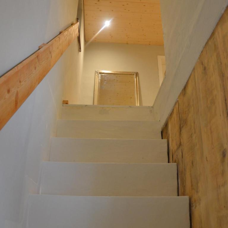 STILFSER HÜTTL Ein ganzes Ferienhaus für euch in SÜDTIROL in Alleinlage mit Ortlerblick euer Refugium mit privatem Gartenbereich für gemeinsame Zeit auch gern mit Hund im Nationalpark Stilfserjoch Ski-und Wandergebiet SULDEN in der Nähe - Casa con 2 Camere da Letto - 14