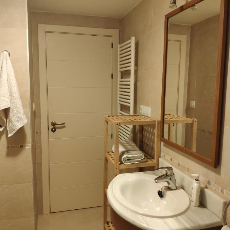 Las Margas Golf + Pirineo Aragonés - Apartamento de 1 dormitorio - 8