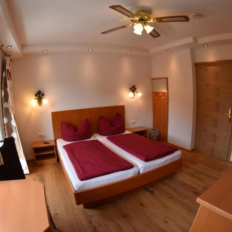 Seebär Velden - Doppelzimmer mit Balkon - 5