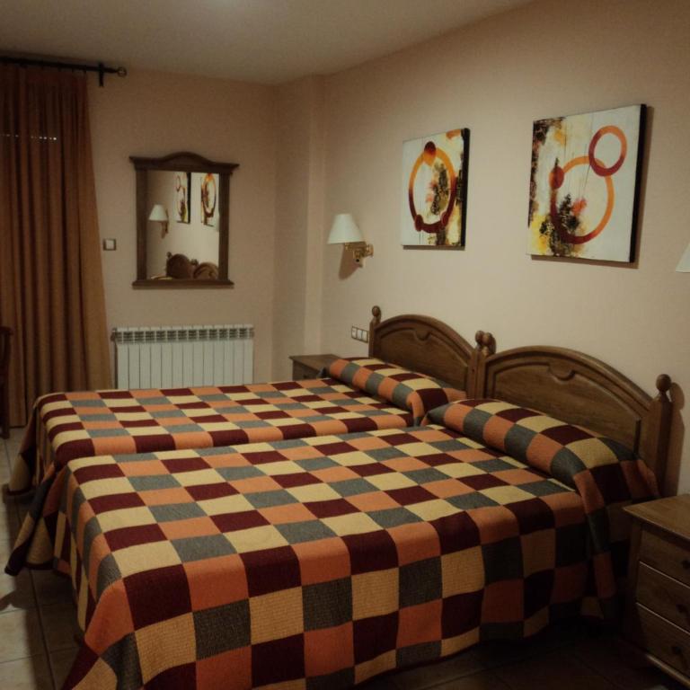 Apartamentos Solans - Apartamento de 3 dormitorios (6 adultos) - 6