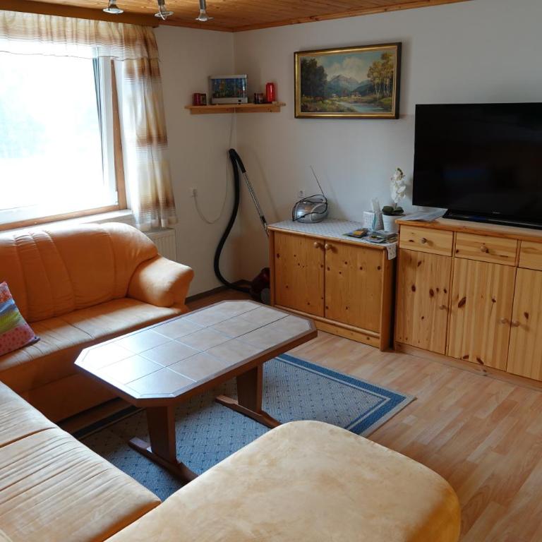 Ferienwohnung Grießer - Apartment mit 3 Schlafzimmern - Nebengebäude - 1. Etage - 13