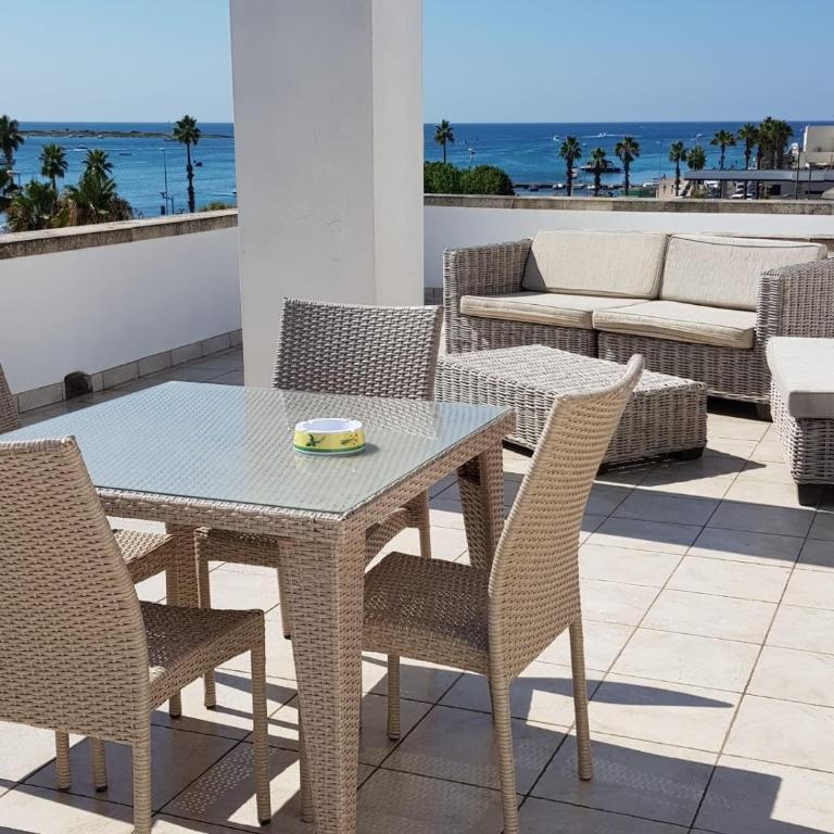 Appartamenti vista Mare - One-Bedroom Apartment with Terrace and Sea view - 1