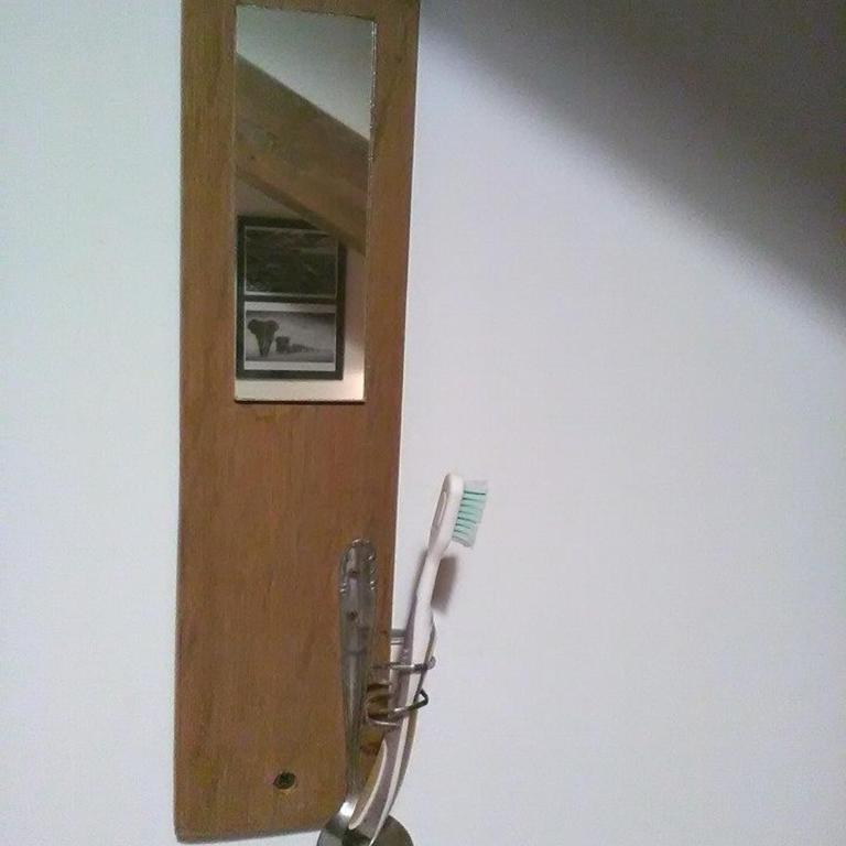 Attic Hostel Torino - Camera Doppia con Letti Singoli e Bagno in Comune - 8
