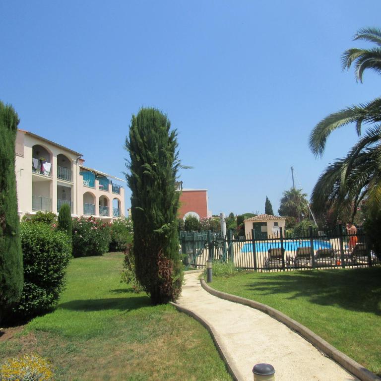 Résidence les Grimaudières - Two-Bedroom Apartment - 41