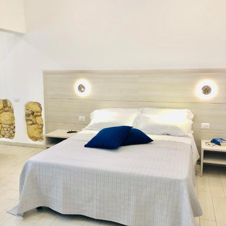 Bardilio Luxury Rooms - Double Room with Private Bathroom - 15