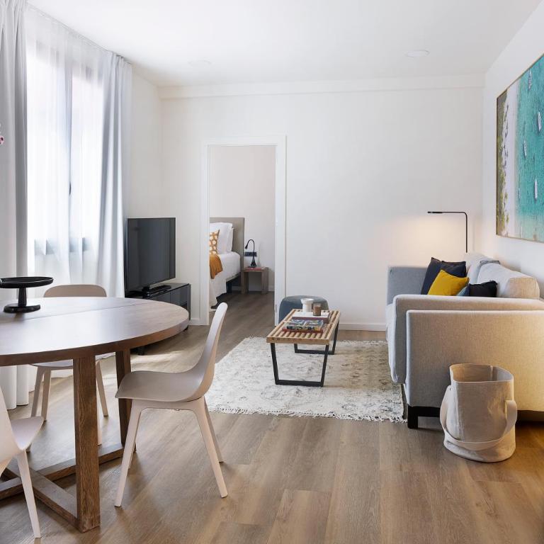 C211 Barcelona - Simaba Group - Superior Apartment - 1