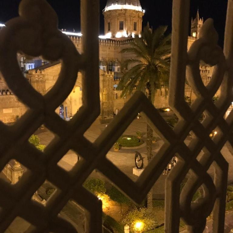 Residenza del Castillo - Suite with Balcony - 10
