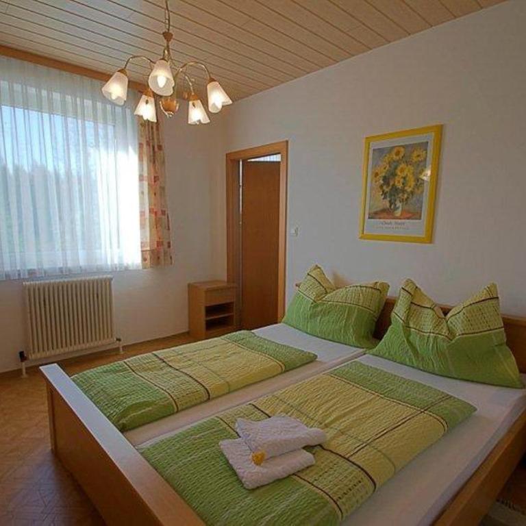 Haus am Wald - Apartment mit 2 Schlafzimmern und Balkon - 7