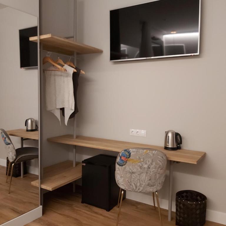Habital Suites - Camera Matrimoniale Standard - 13