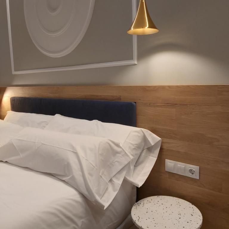 Habital Suites - Camera Matrimoniale Standard - 8