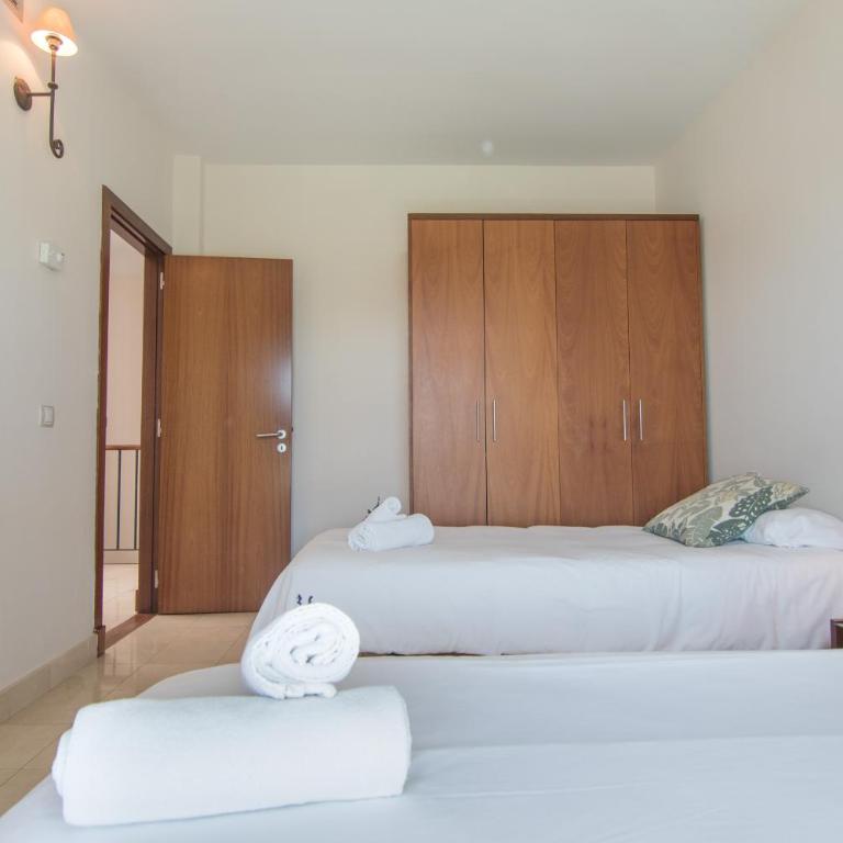 HomeForGuest SALOBRE GOLF VILLA, POOL, BBQ, WIFI, STUNNING VIEWS - Deluxe Villa - 15