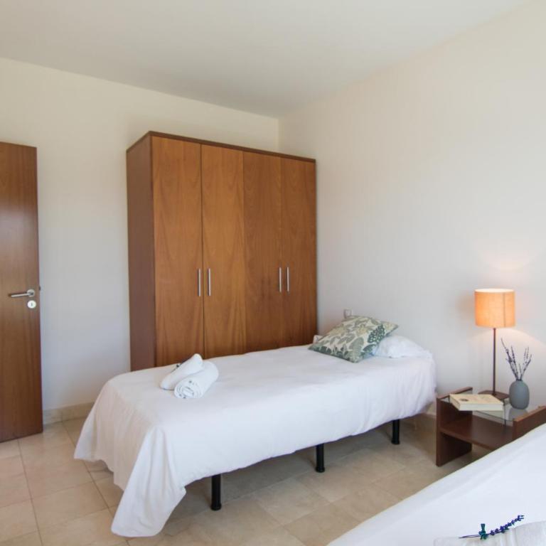HomeForGuest SALOBRE GOLF VILLA, POOL, BBQ, WIFI, STUNNING VIEWS - Deluxe Villa - 17
