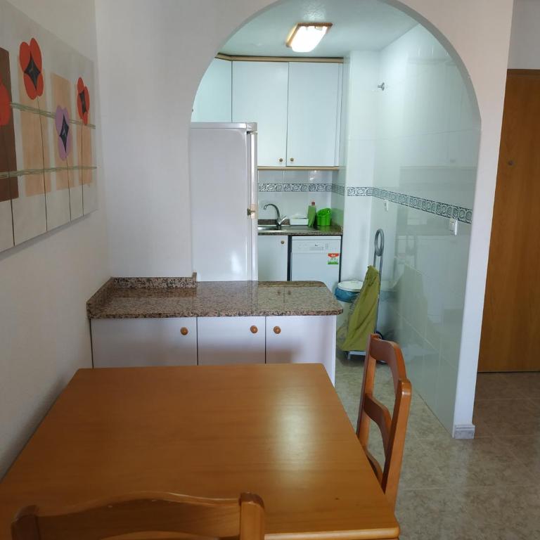 Apartamento con plaza de garaje en Urbanización las Góndolas - Apartamento de 2 dormitorios - 12