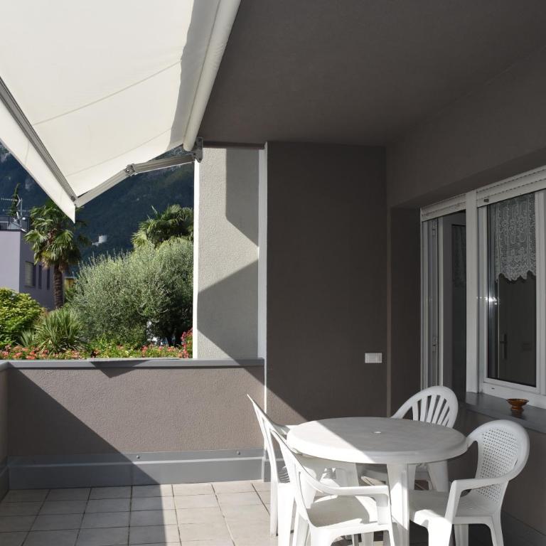 Villa Dina - Appartamento con 1 Camera da Letto - 1