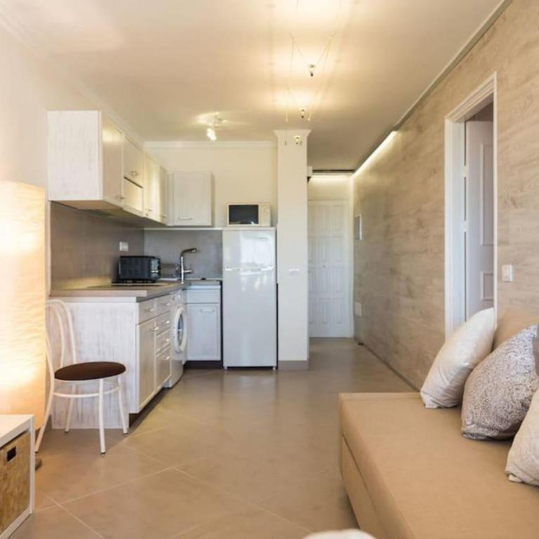 5 min walk from Yumbo! 517 - One-Bedroom Apartment - 26
